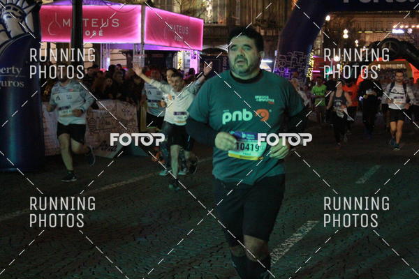 Buy your photos of the eventS�o Silvestre Porto 2019 on Fotop