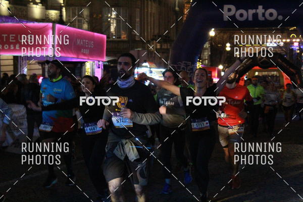 Buy your photos of the eventS�o Silvestre Porto 2019 on Fotop