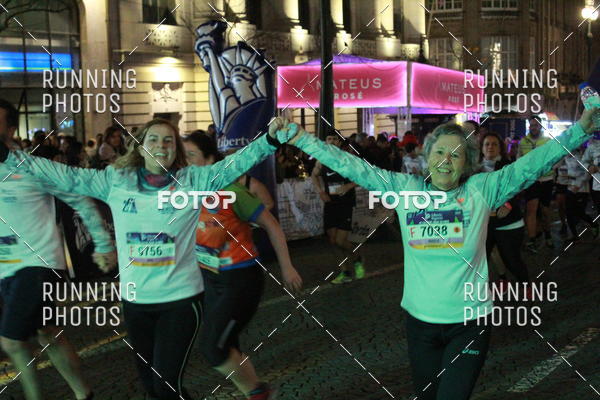 Buy your photos of the eventS�o Silvestre Porto 2019 on Fotop