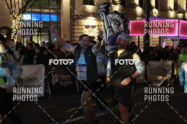 Buy your photos of the eventS�o Silvestre Porto 2019 on Fotop