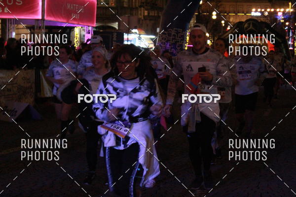 Buy your photos of the eventS�o Silvestre Porto 2019 on Fotop