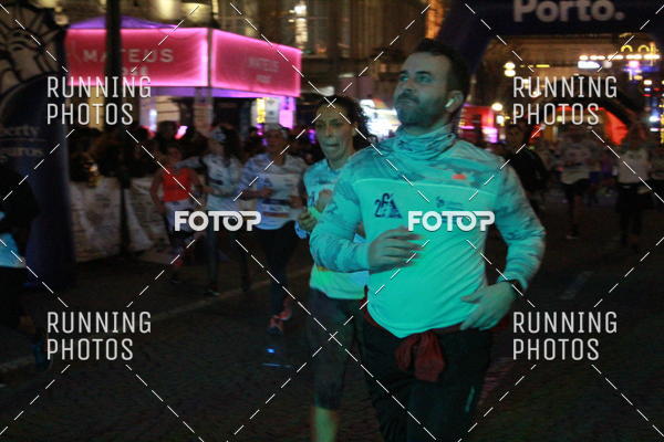 Buy your photos of the eventS�o Silvestre Porto 2019 on Fotop