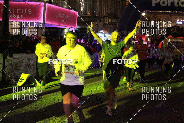 Buy your photos of the eventS�o Silvestre Porto 2019 on Fotop