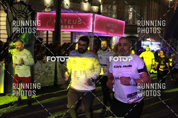 Buy your photos of the eventS�o Silvestre Porto 2019 on Fotop