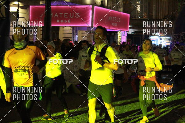 Buy your photos of the eventS�o Silvestre Porto 2019 on Fotop