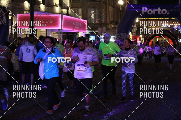 Buy your photos of the eventS�o Silvestre Porto 2019 on Fotop
