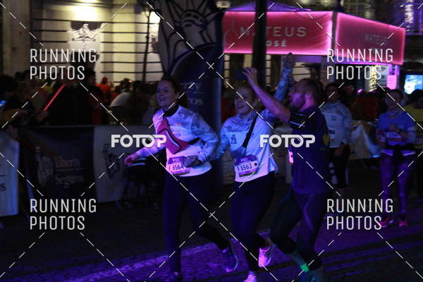 Buy your photos of the eventS�o Silvestre Porto 2019 on Fotop