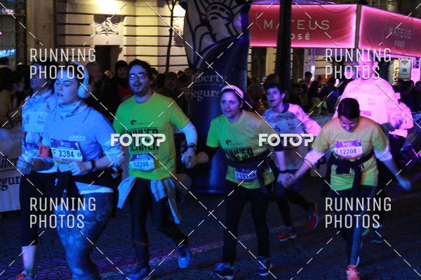 Buy your photos of the eventS�o Silvestre Porto 2019 on Fotop