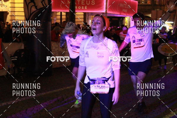 Buy your photos of the eventS�o Silvestre Porto 2019 on Fotop