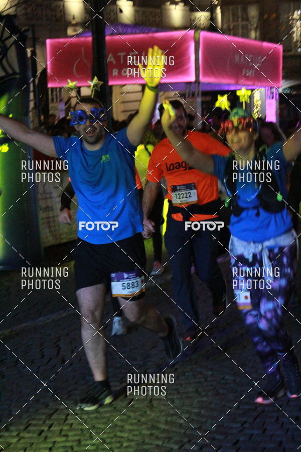 Buy your photos of the eventS�o Silvestre Porto 2019 on Fotop