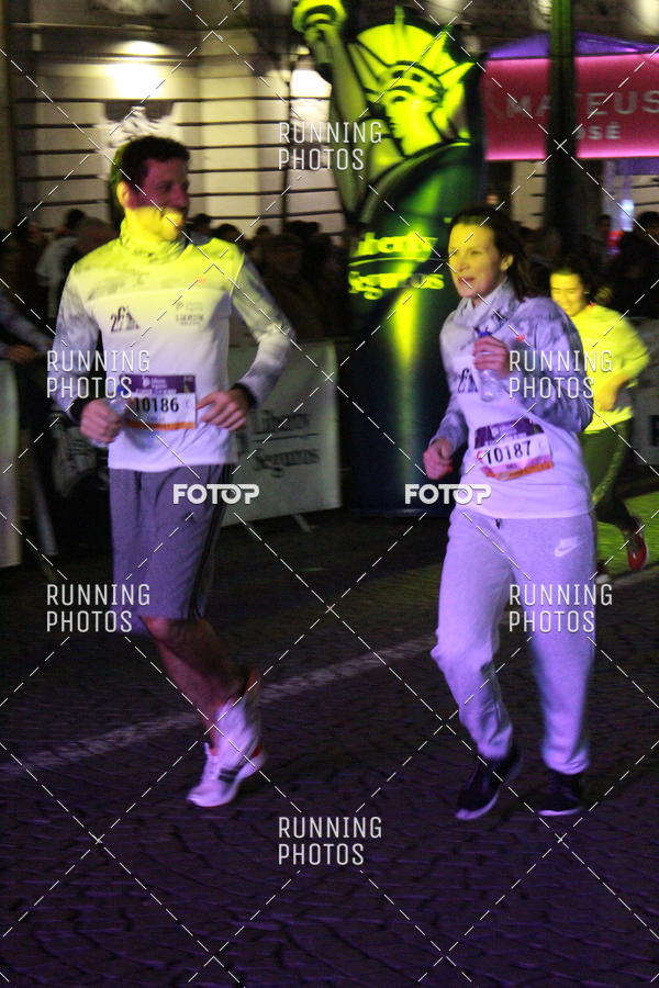 Buy your photos of the eventS�o Silvestre Porto 2019 on Fotop