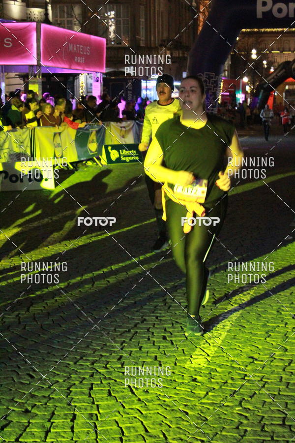 Buy your photos of the eventS�o Silvestre Porto 2019 on Fotop