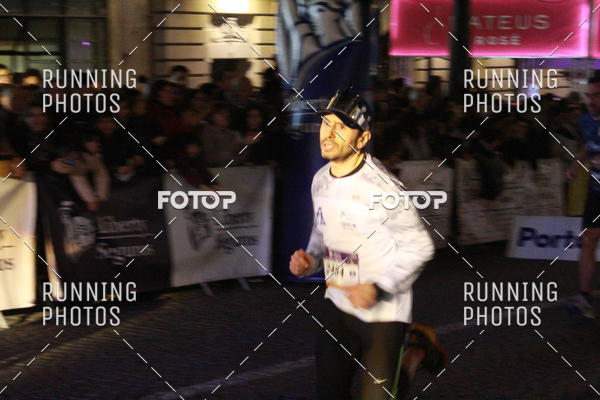 Buy your photos of the eventS�o Silvestre Porto 2019 on Fotop