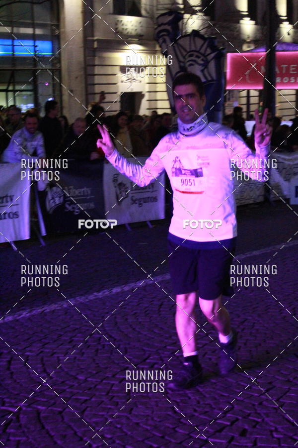 Buy your photos of the eventS�o Silvestre Porto 2019 on Fotop