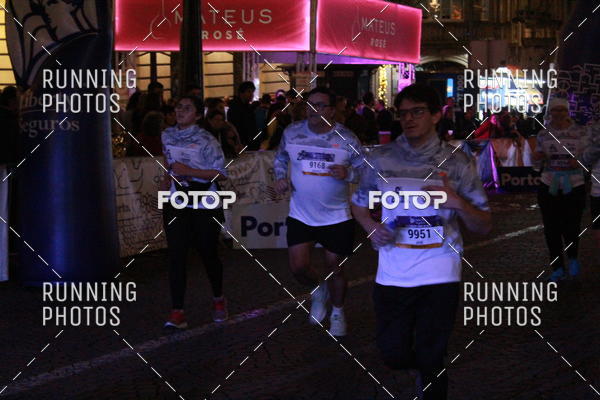 Buy your photos of the eventS�o Silvestre Porto 2019 on Fotop