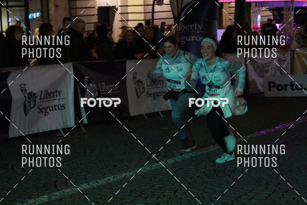 Buy your photos of the eventS�o Silvestre Porto 2019 on Fotop