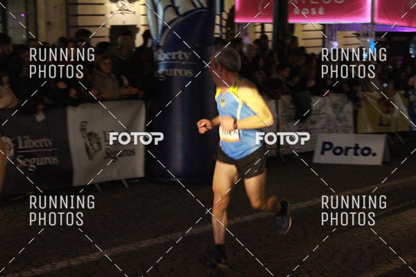 Buy your photos of the eventS�o Silvestre Porto 2019 on Fotop