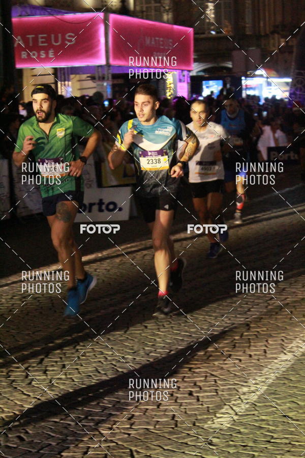 Buy your photos of the eventS�o Silvestre Porto 2019 on Fotop