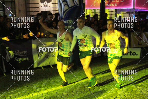 Buy your photos of the eventS�o Silvestre Porto 2019 on Fotop