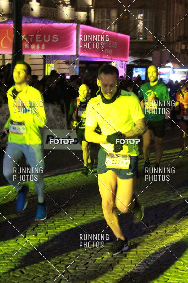 Buy your photos of the eventS�o Silvestre Porto 2019 on Fotop