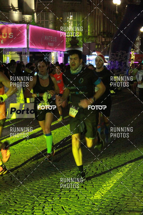 Buy your photos of the eventS�o Silvestre Porto 2019 on Fotop
