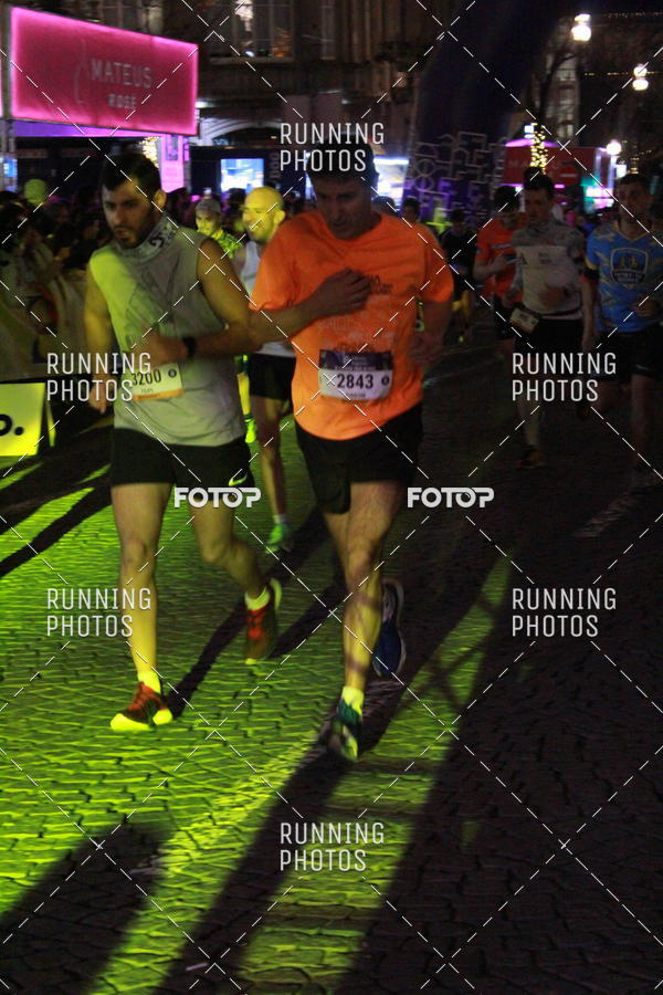Buy your photos of the eventS�o Silvestre Porto 2019 on Fotop