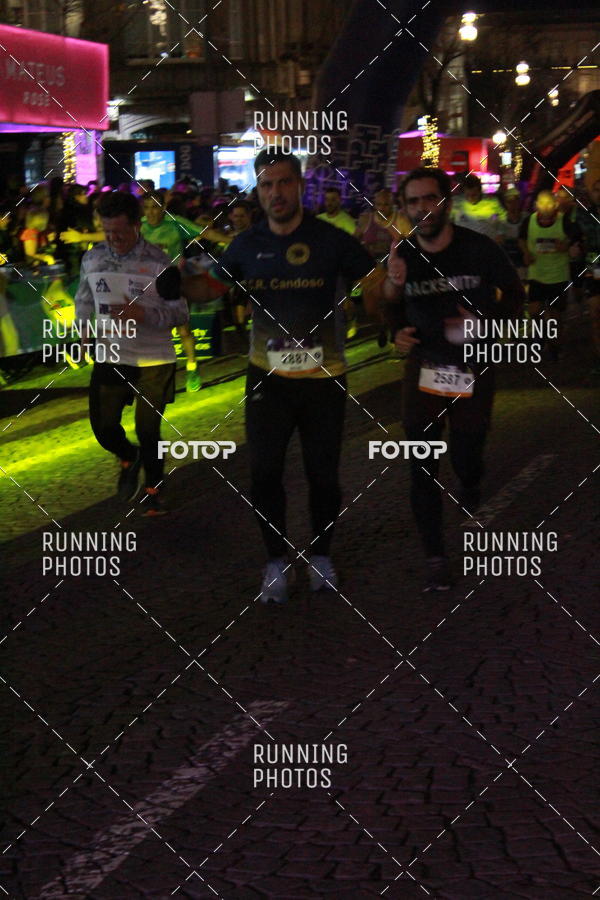 Buy your photos of the eventS�o Silvestre Porto 2019 on Fotop