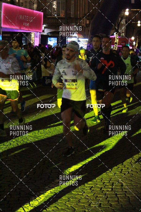 Buy your photos of the eventS�o Silvestre Porto 2019 on Fotop