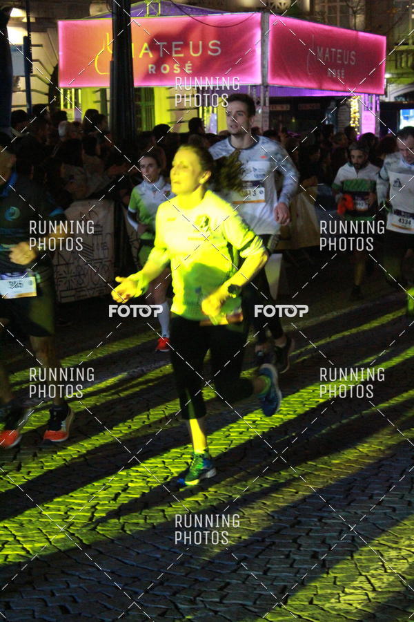 Buy your photos of the eventS�o Silvestre Porto 2019 on Fotop