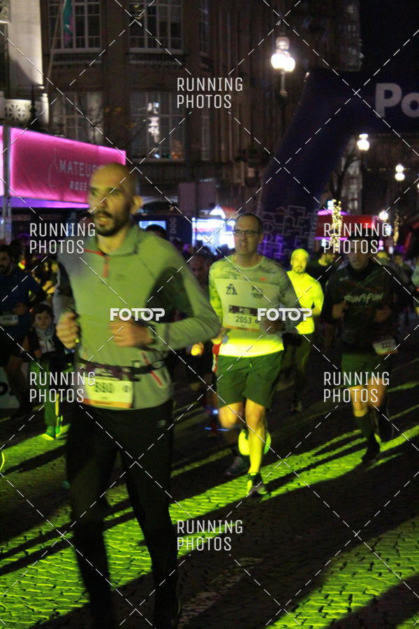 Buy your photos of the eventS�o Silvestre Porto 2019 on Fotop