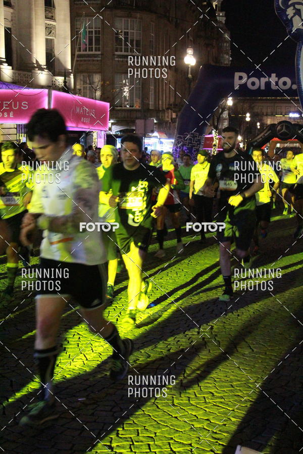 Buy your photos of the eventS�o Silvestre Porto 2019 on Fotop