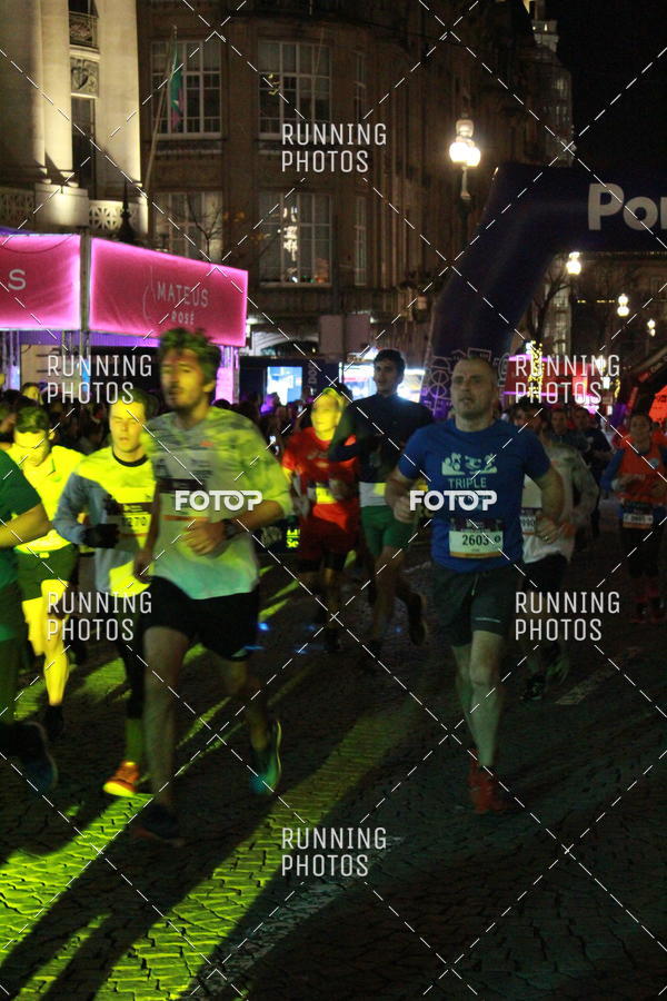 Buy your photos of the eventS�o Silvestre Porto 2019 on Fotop