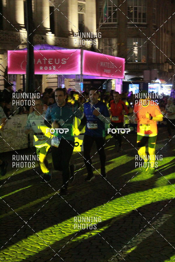Buy your photos of the eventS�o Silvestre Porto 2019 on Fotop