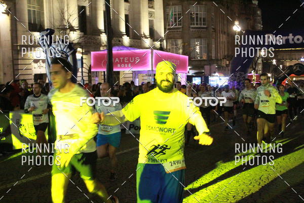 Buy your photos of the eventS�o Silvestre Porto 2019 on Fotop