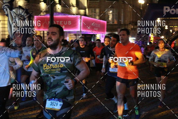 Buy your photos of the eventS�o Silvestre Porto 2019 on Fotop