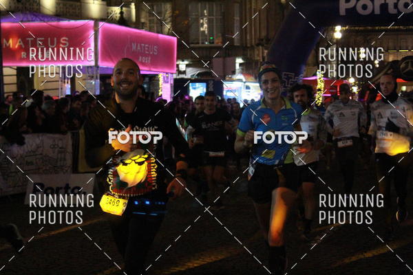 Buy your photos of the eventS�o Silvestre Porto 2019 on Fotop