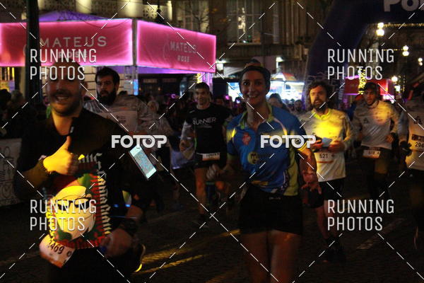Buy your photos of the eventS�o Silvestre Porto 2019 on Fotop