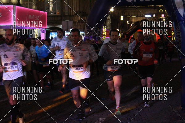 Buy your photos of the eventS�o Silvestre Porto 2019 on Fotop