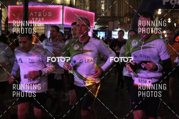 Buy your photos of the eventS�o Silvestre Porto 2019 on Fotop