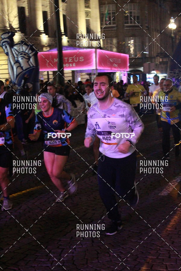 Buy your photos of the eventS�o Silvestre Porto 2019 on Fotop