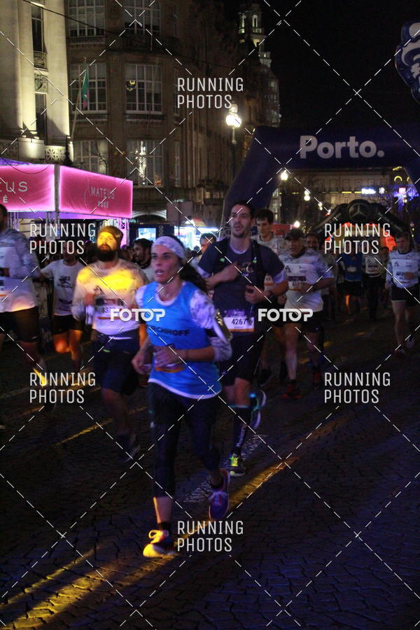 Buy your photos of the eventS�o Silvestre Porto 2019 on Fotop