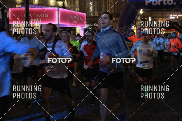 Buy your photos of the eventS�o Silvestre Porto 2019 on Fotop