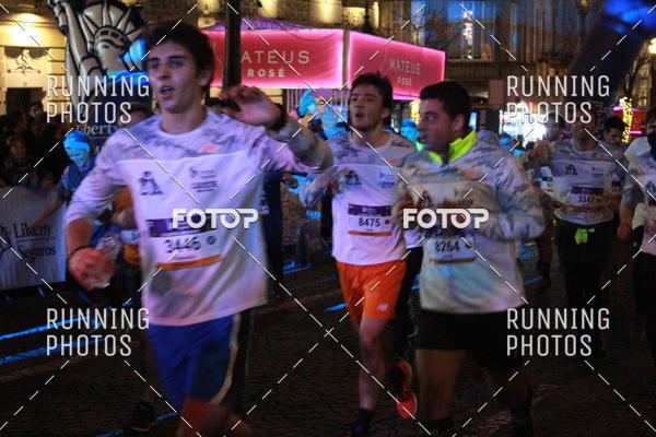 Buy your photos of the eventS�o Silvestre Porto 2019 on Fotop