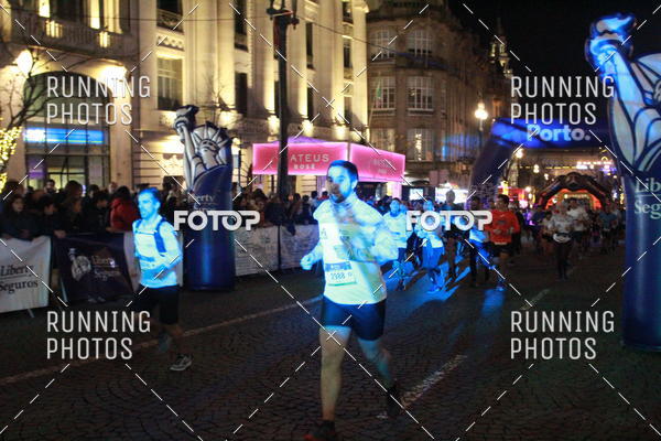Buy your photos of the eventS�o Silvestre Porto 2019 on Fotop