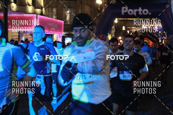 Buy your photos of the eventS�o Silvestre Porto 2019 on Fotop
