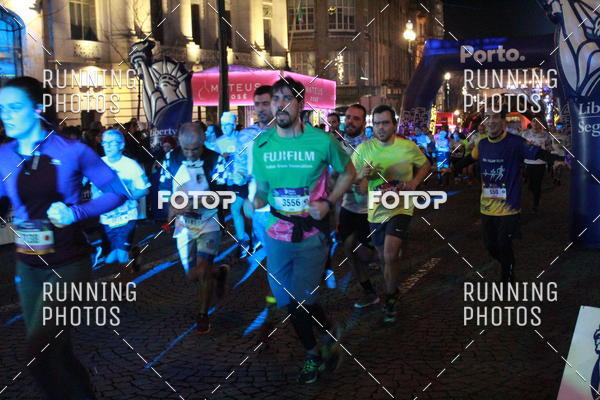 Buy your photos of the eventS�o Silvestre Porto 2019 on Fotop