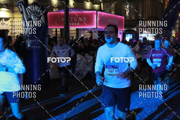 Buy your photos of the eventS�o Silvestre Porto 2019 on Fotop