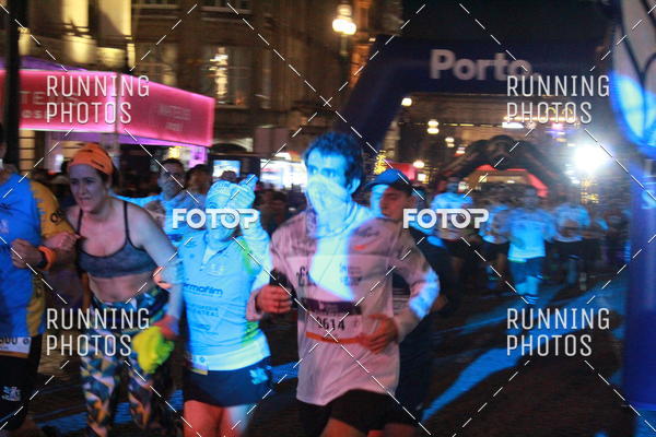 Buy your photos of the eventS�o Silvestre Porto 2019 on Fotop