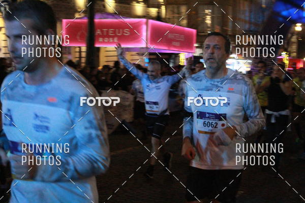 Buy your photos of the eventS�o Silvestre Porto 2019 on Fotop