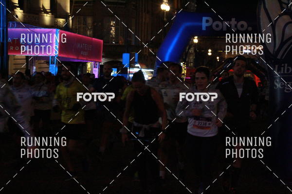 Buy your photos of the eventS�o Silvestre Porto 2019 on Fotop